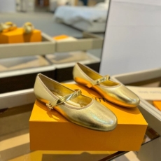 Louis Vuitton Flat Shoes